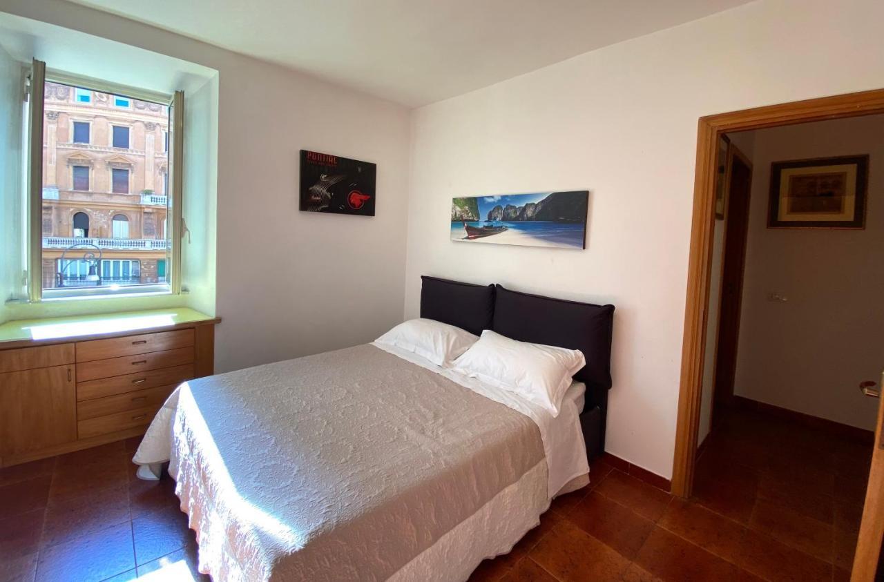 Apartment Arenula Rome Exterior photo